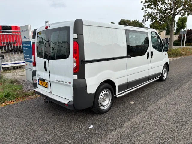 Opel Vivaro 2 2.0Cdti /84kW-E4 crew cab L2H1 - Furgoneta pequeña, Furgoneta combi: foto 5 Opel Vivaro 2 2.0Cdti /84kW-E4 crew cab L2H1 - Furgoneta pequeña, Furgoneta combi: foto 5