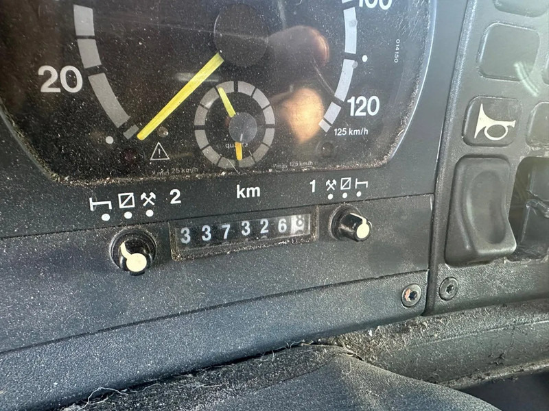 Scania P94-220 Chassis DB 4X2 NA 65115 Low Milage - Camión chasis: foto 4 Scania P94-220 Chassis DB 4X2 NA 65115 Low Milage - Camión chasis: foto 4