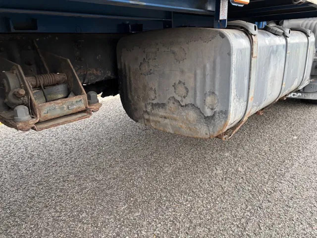 Camión chasis Scania P94-220 Chassis curtainslider DB 4X2 NA 65115 Low Milage: foto 12 Camión chasis Scania P94-220 Chassis curtainslider DB 4X2 NA 65115 Low Milage: foto 12