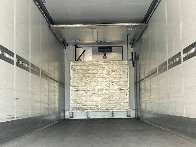 Semirremolque isotérmico Schmitz Cargobull Frigo Thermoking SLX MOT 02-2026: foto 13