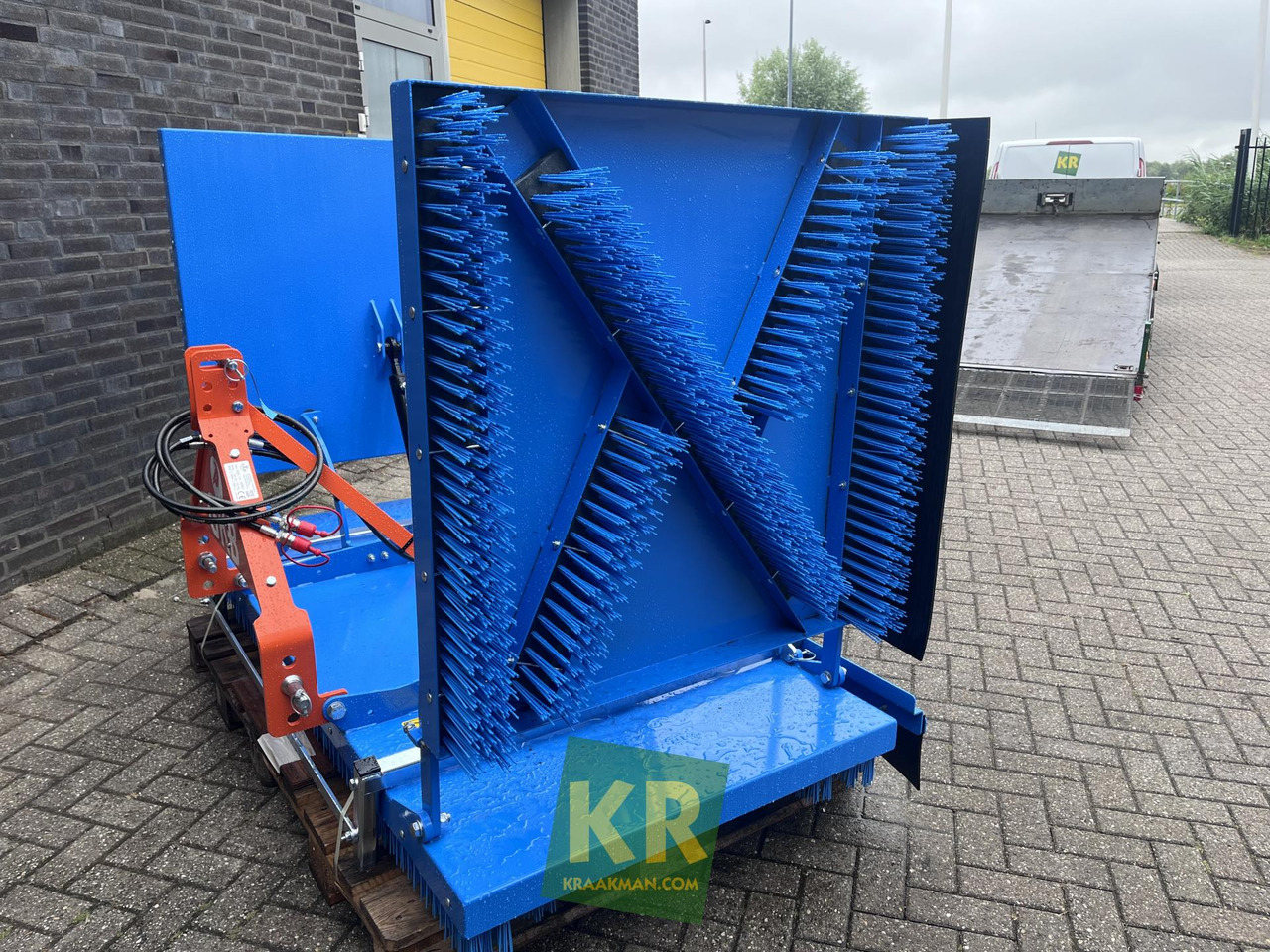 GKB Brush - Barredora cucharón para Vehículo municipal: foto 3 GKB Brush - Barredora cucharón para Vehículo municipal: foto 3