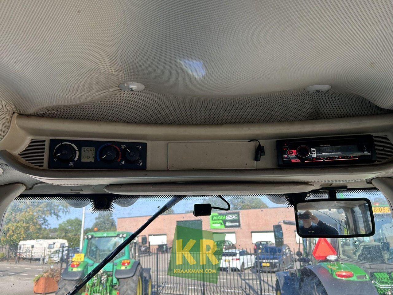 John Deere 6630 PREMIUM - Tractor: foto 3 John Deere 6630 PREMIUM - Tractor: foto 3
