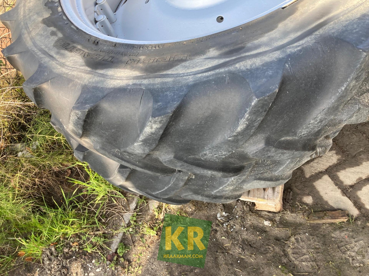 Onderdelen JD John Deere - Rueda completa para Maquinaria agrícola: foto 1 Onderdelen JD John Deere - Rueda completa para Maquinaria agrícola: foto 1