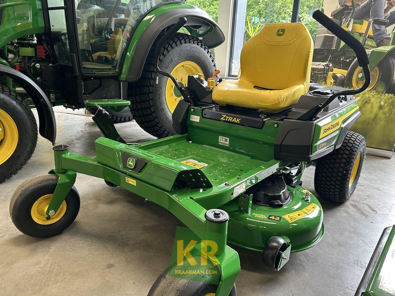 Z315E Zeroturn maaier John Deere  - Cortacésped: foto 2 Z315E Zeroturn maaier John Deere  - Cortacésped: foto 2