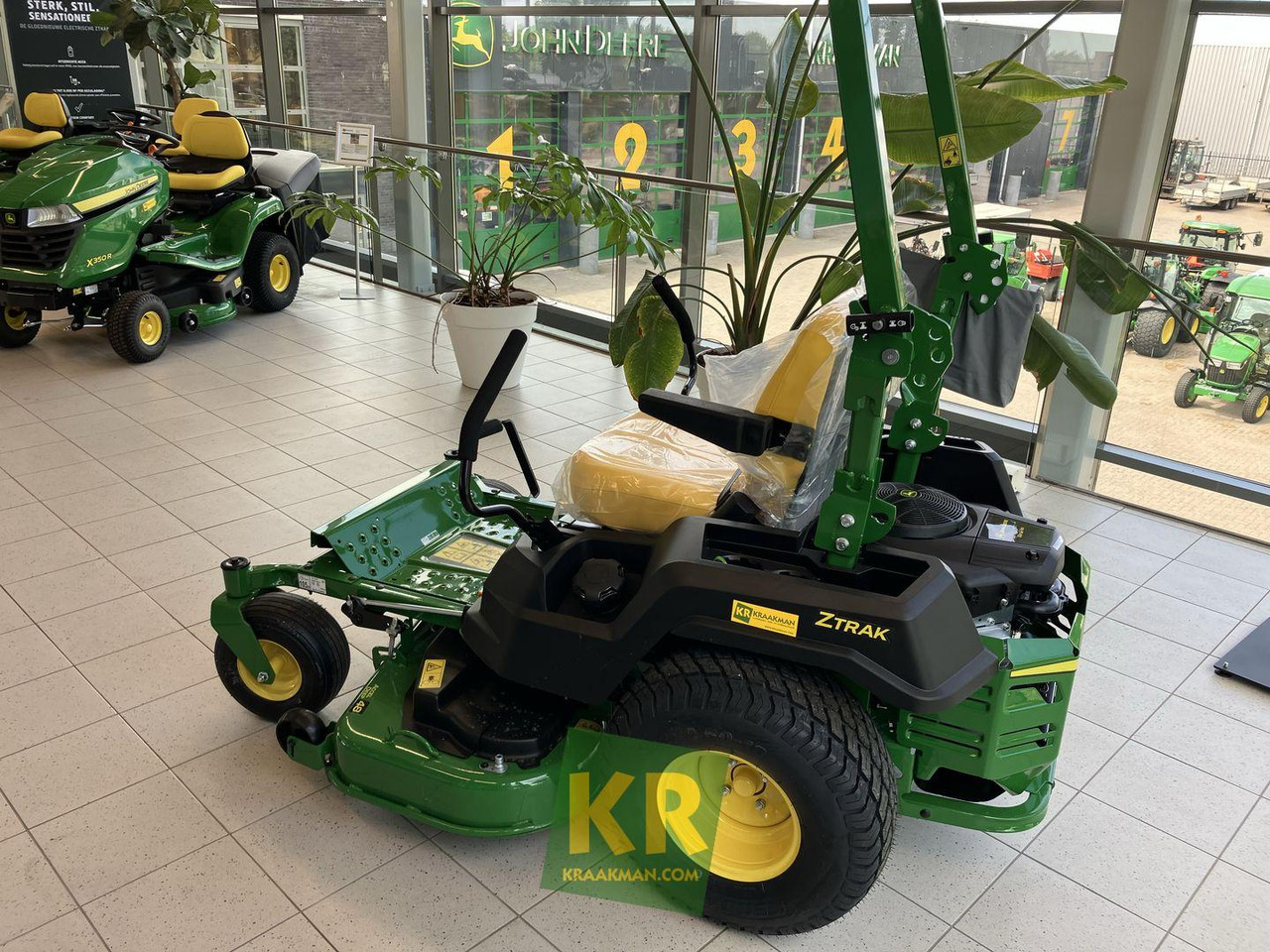 Z515E ZEROTURN John Deere  - Cortacésped: foto 1 Z515E ZEROTURN John Deere  - Cortacésped: foto 1