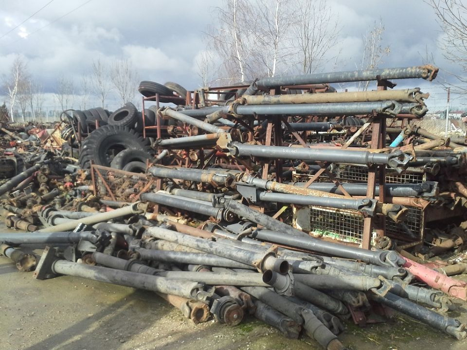 WAŁ NAPĘDOWY MERCEDES SK 3228 3234 3535 3538 3544 3548 3550 3553 8X4 8X6 8X8 - Árbol de transmisión: foto 1 WAŁ NAPĘDOWY MERCEDES SK 3228 3234 3535 3538 3544 3548 3550 3553 8X4 8X6 8X8 - Árbol de transmisión: foto 1