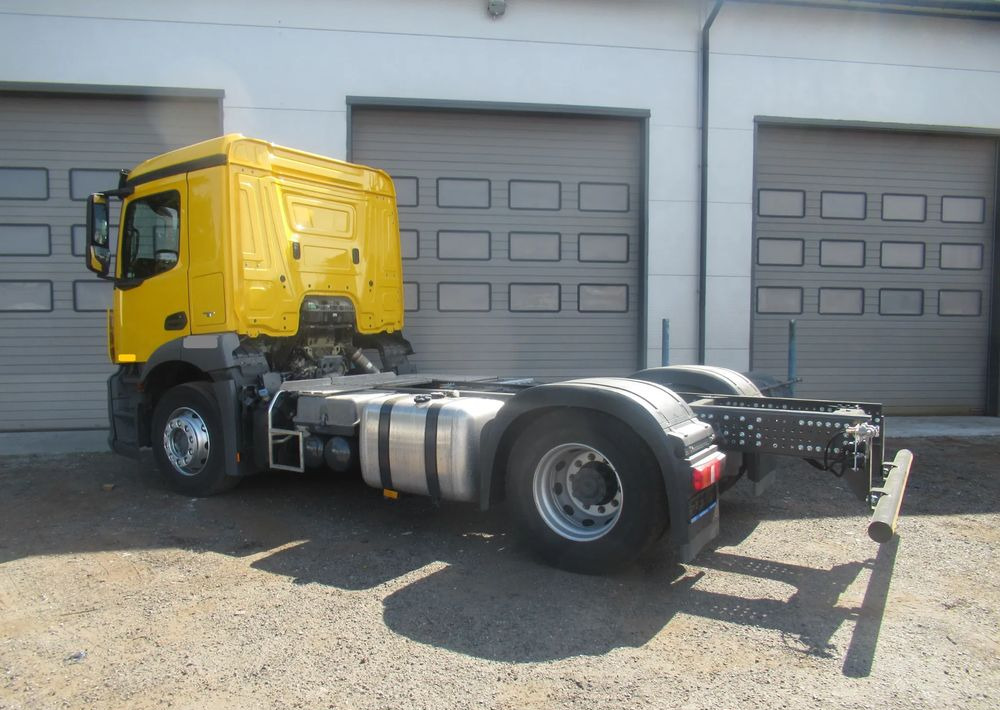 Mercedes-Benz Antos 1830   rozstaw osi 3,60 - Camión chasis: foto 1 Mercedes-Benz Antos 1830   rozstaw osi 3,60 - Camión chasis: foto 1