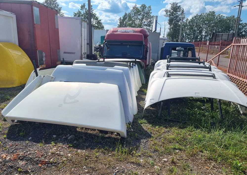 Owiewka spojler dachowy Scania Man Mercedes - Recambio: foto 3 Owiewka spojler dachowy Scania Man Mercedes - Recambio: foto 3