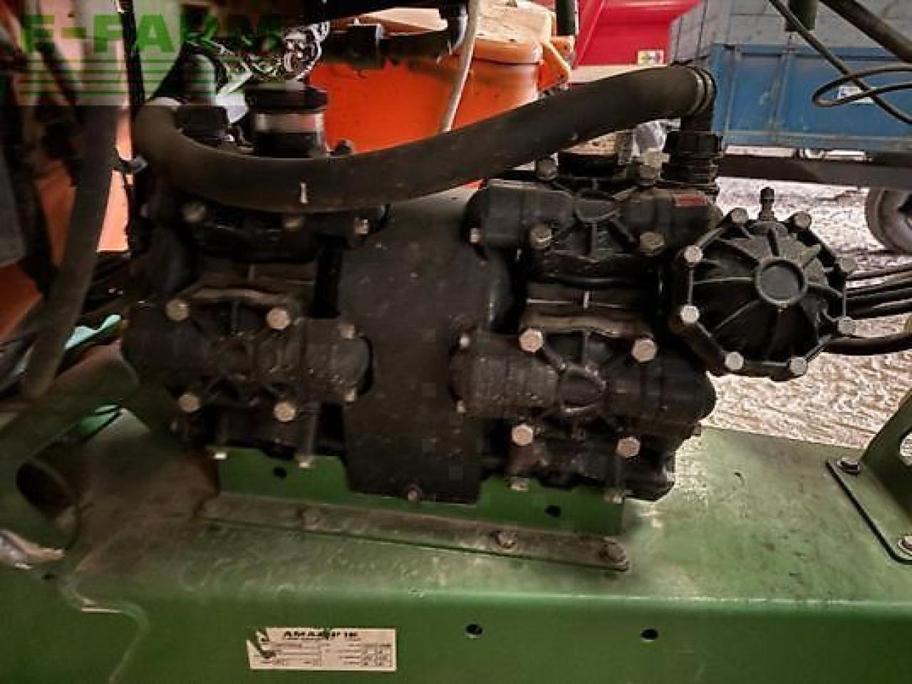 Pulverizador arrastrado Amazone ux5200: foto 7