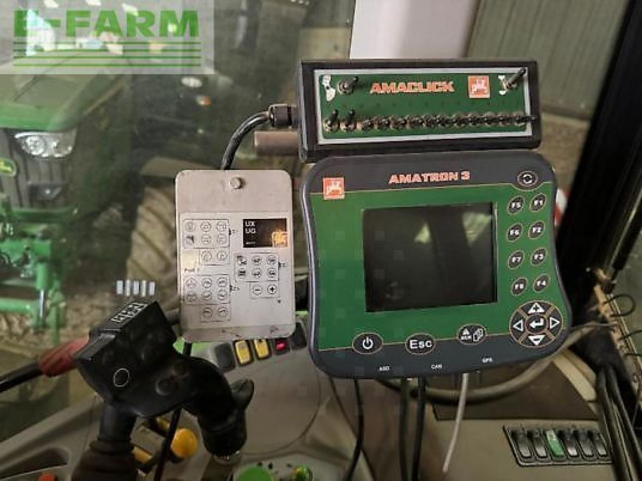 Pulverizador arrastrado Amazone ux5200: foto 9