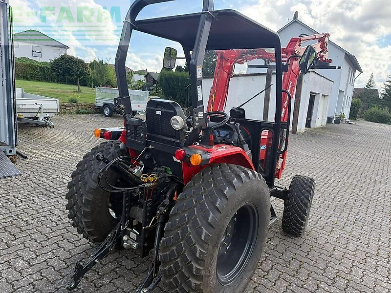 Branson 5025r mit frontlader und wetterschutzdach - Tractor: foto 3 Branson 5025r mit frontlader und wetterschutzdach - Tractor: foto 3