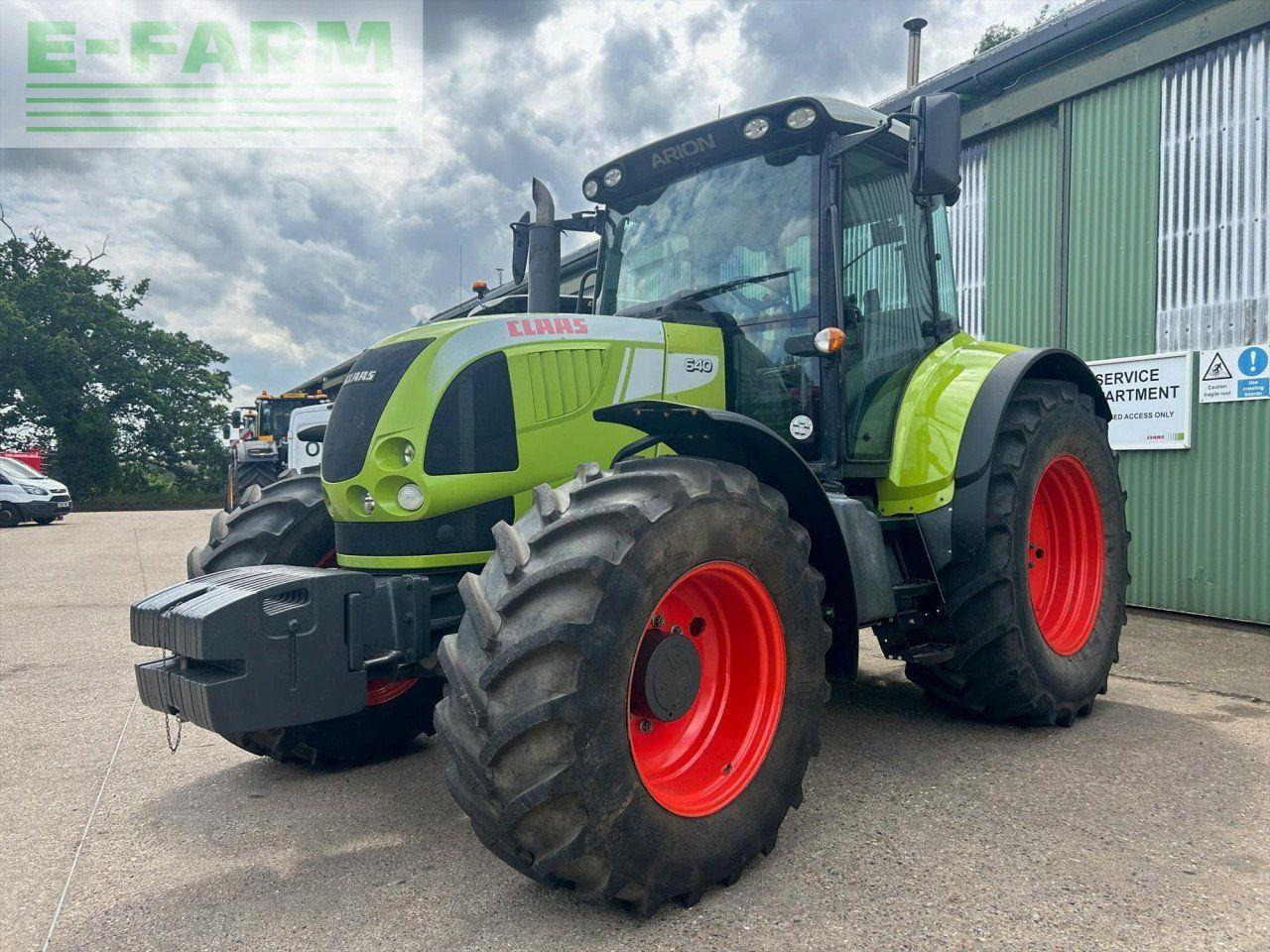 CLAAS ARION 640 - Tractor: foto 1 CLAAS ARION 640 - Tractor: foto 1