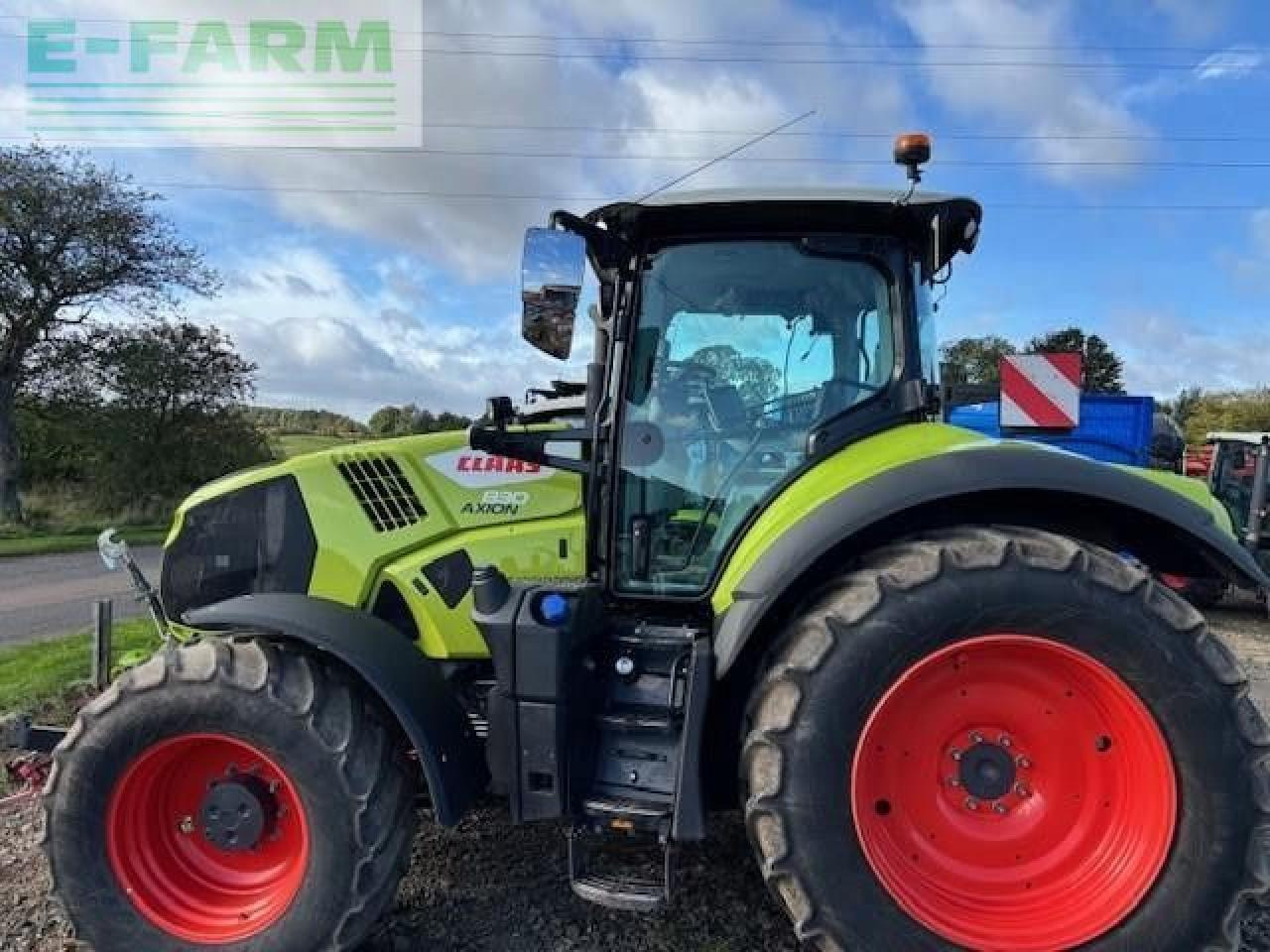 CLAAS AXION 830 - Tractor: foto 3 CLAAS AXION 830 - Tractor: foto 3