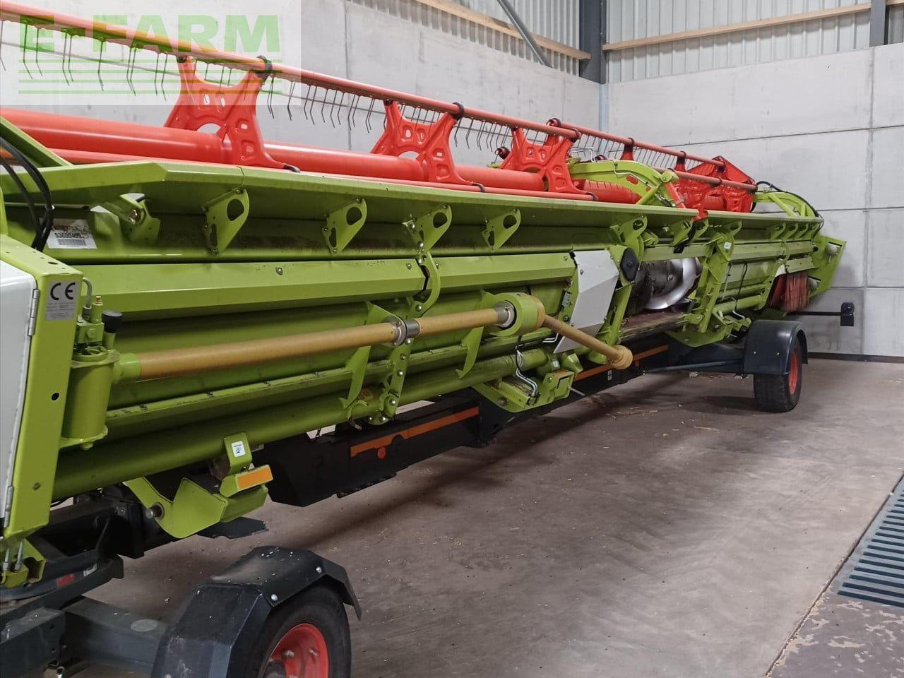 CLAAS LEXION 770 TT - Cosechadora de granos: foto 4 CLAAS LEXION 770 TT - Cosechadora de granos: foto 4