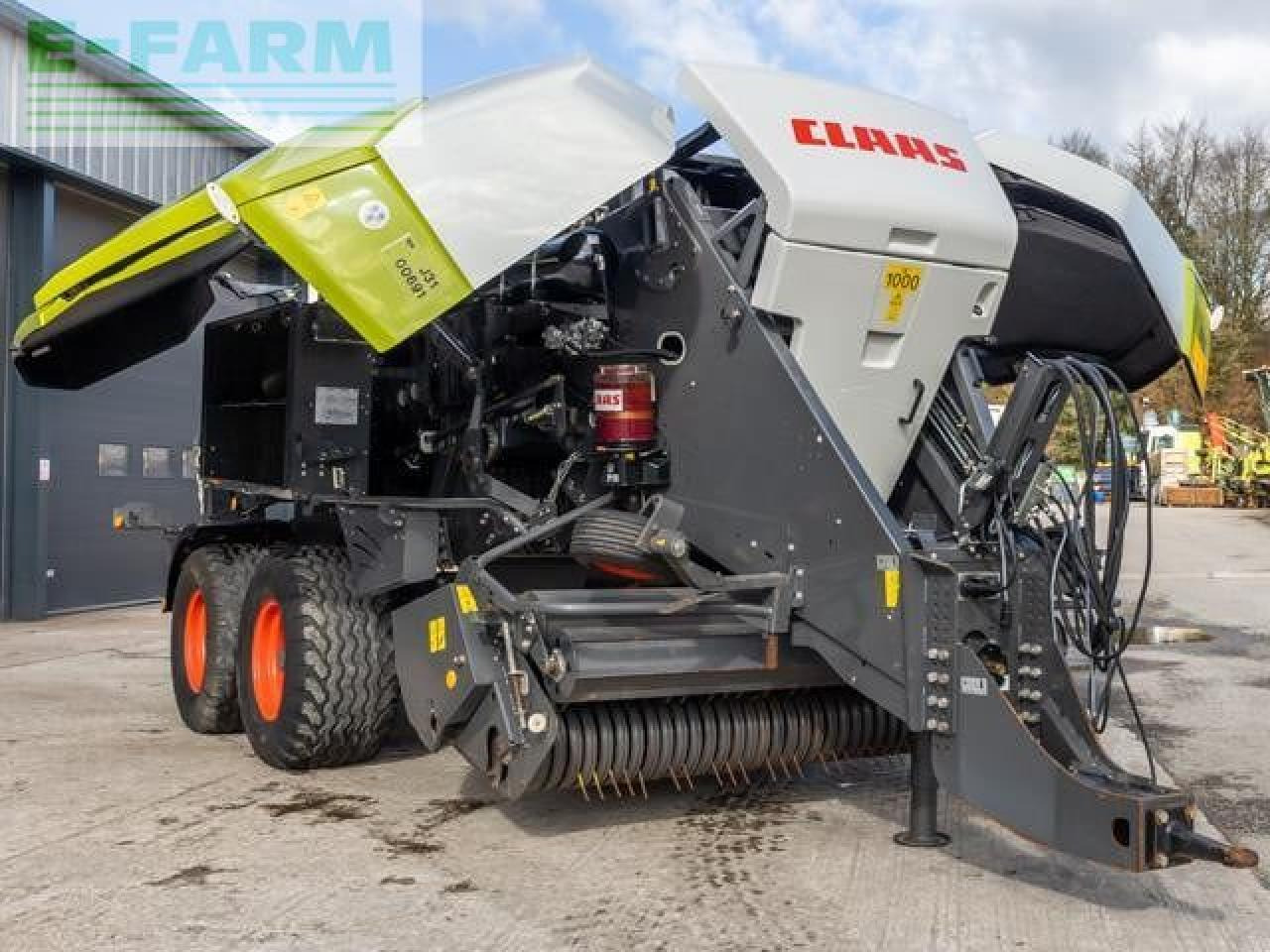CLAAS QUADRANT 5200 RC - Empacadora de pacas cuadradas: foto 4 CLAAS QUADRANT 5200 RC - Empacadora de pacas cuadradas: foto 4