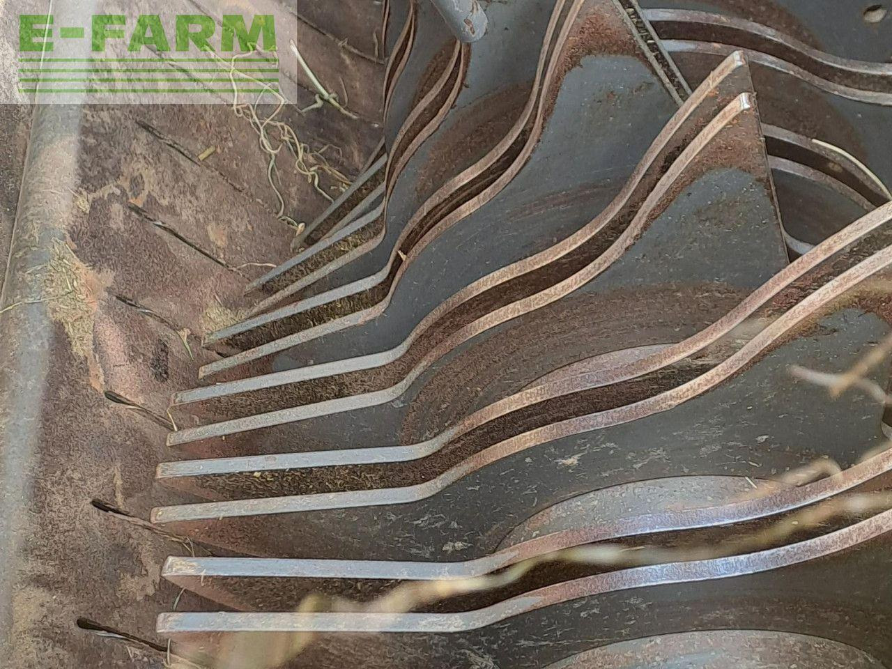 CLAAS ROLLANT 355RC - Empacadora de pacas cuadradas: foto 4 CLAAS ROLLANT 355RC - Empacadora de pacas cuadradas: foto 4