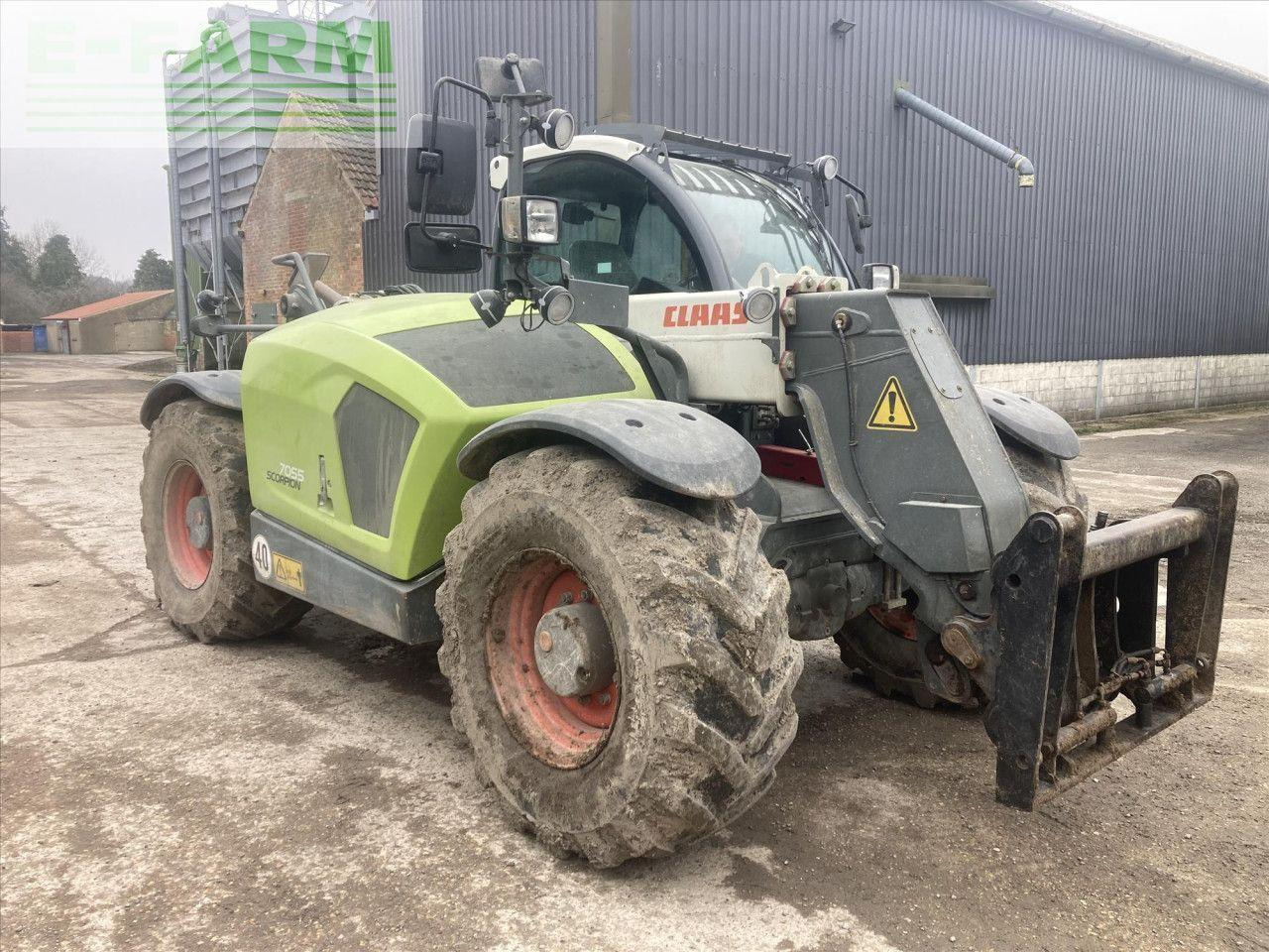 Manipulador telescópico CLAAS SCORPION 7055: foto 11