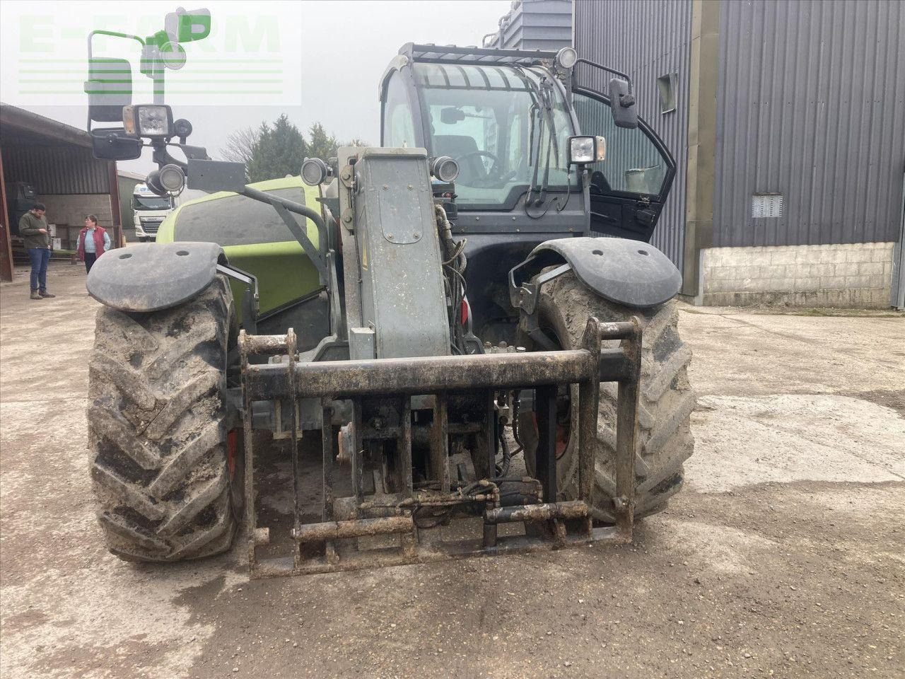 Manipulador telescópico CLAAS SCORPION 7055: foto 12