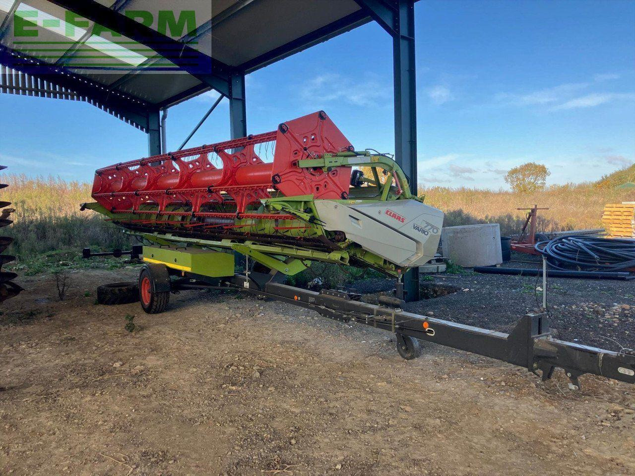 Cosechadora de granos CLAAS TUCANO 580: foto 9