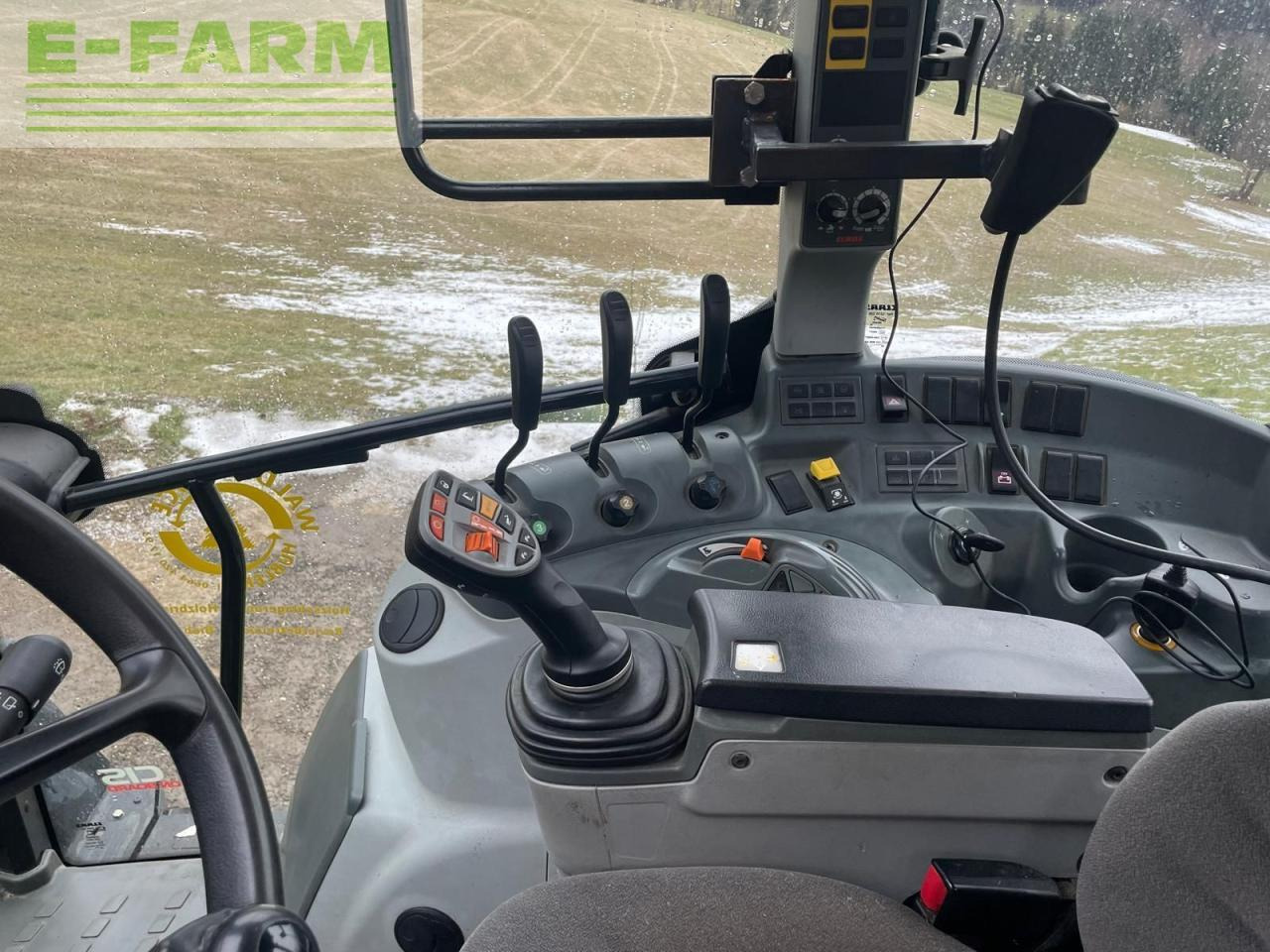 CLAAS arion 410 cis - Tractor: foto 2 CLAAS arion 410 cis - Tractor: foto 2