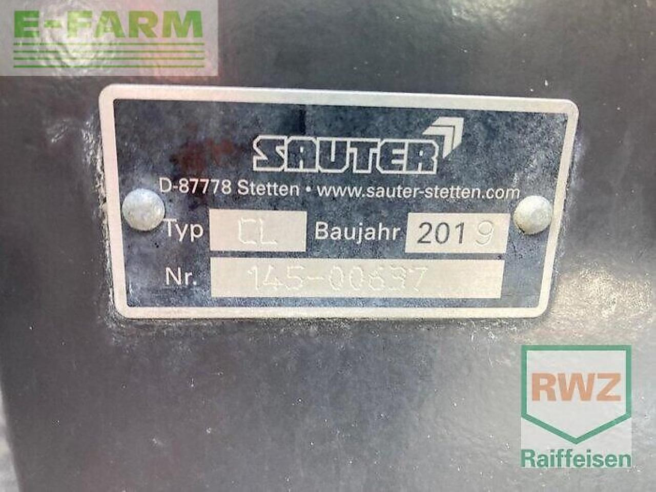 CLAAS arion 420 - Tractor: foto 5 CLAAS arion 420 - Tractor: foto 5