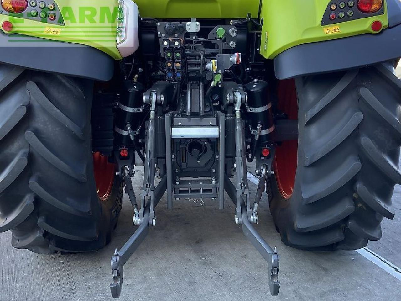 CLAAS arion 450 stage v (cis) CIS - Tractor: foto 4 CLAAS arion 450 stage v (cis) CIS - Tractor: foto 4