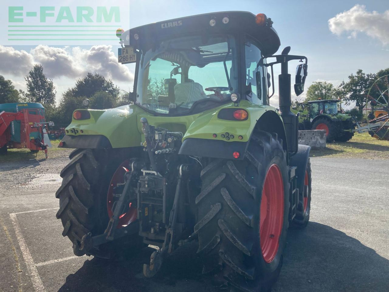 Tractor CLAAS arion 510 cmatic: foto 6 Tractor CLAAS arion 510 cmatic: foto 6