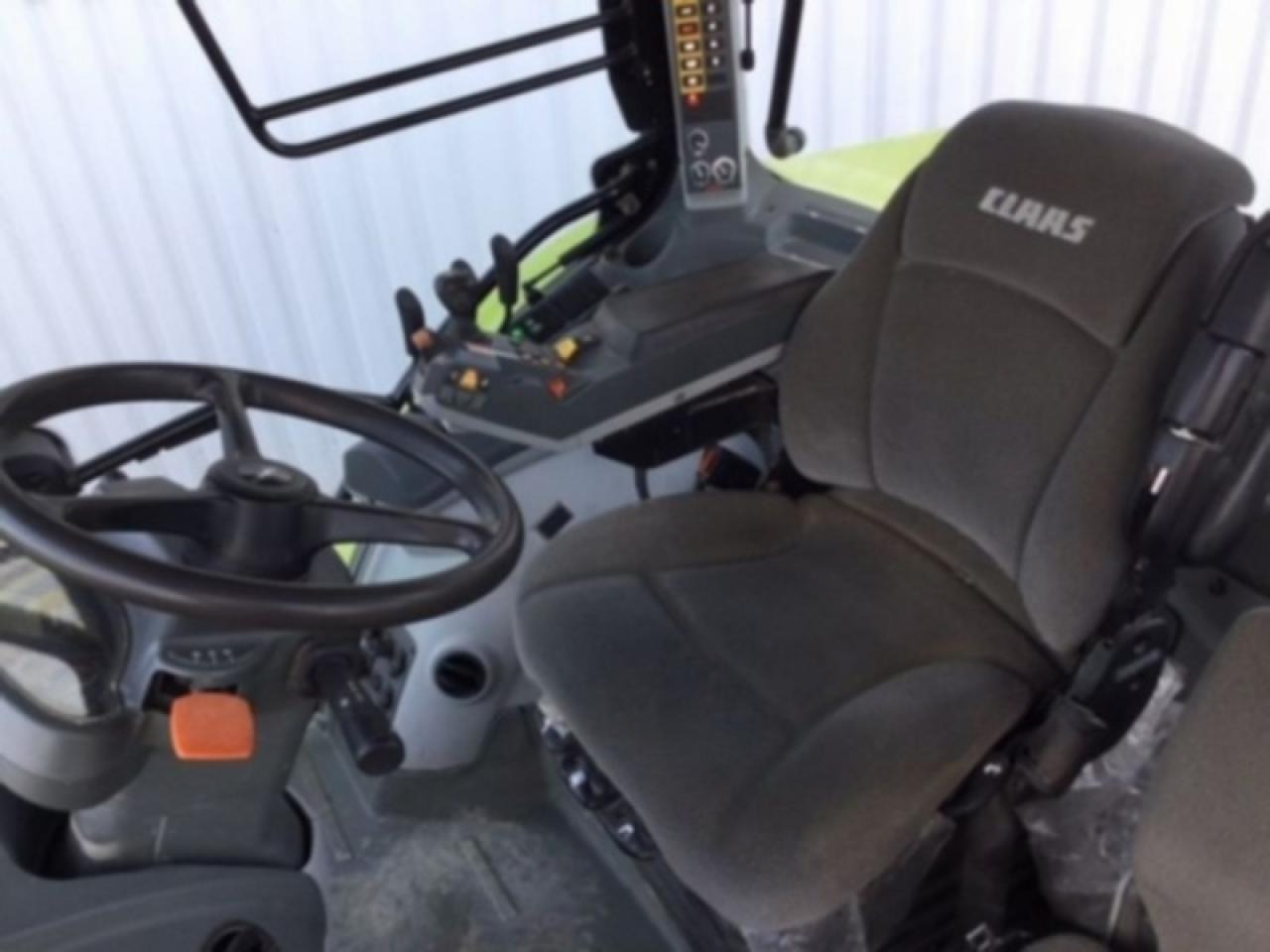 CLAAS arion 530 cis CIS - Tractor: foto 5 CLAAS arion 530 cis CIS - Tractor: foto 5