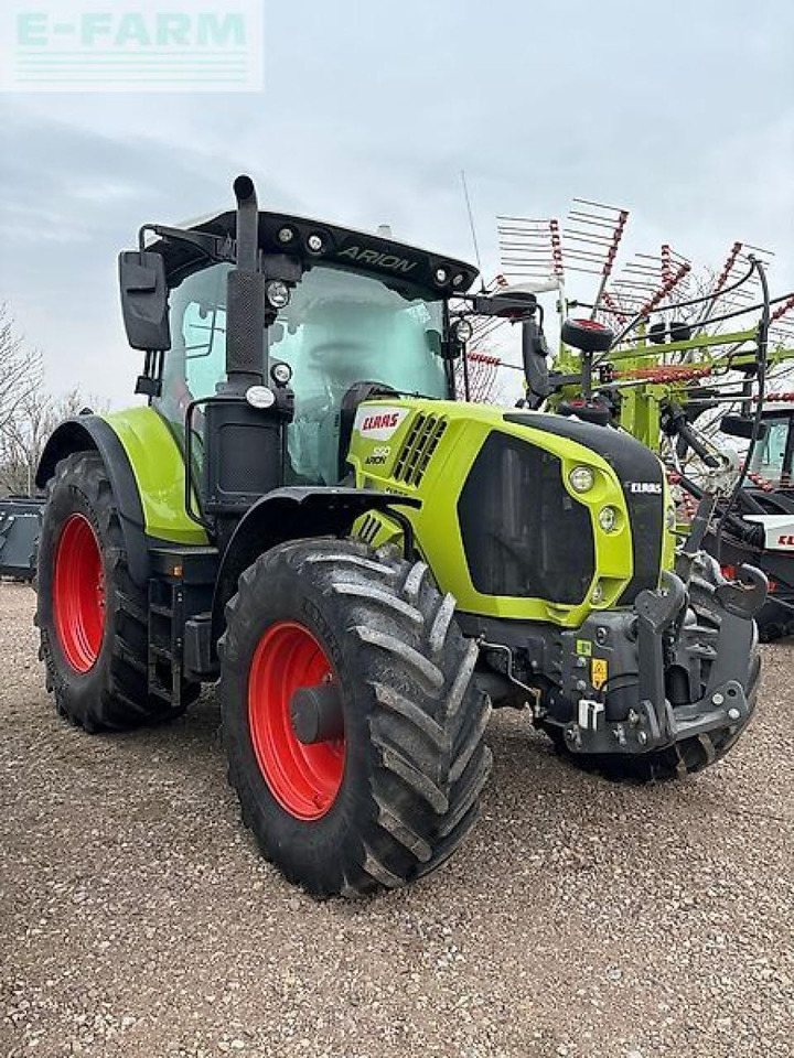 CLAAS arion 550 - Tractor: foto 3 CLAAS arion 550 - Tractor: foto 3