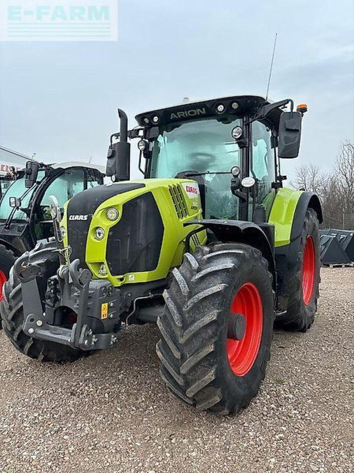 CLAAS arion 550 - Tractor: foto 1 CLAAS arion 550 - Tractor: foto 1