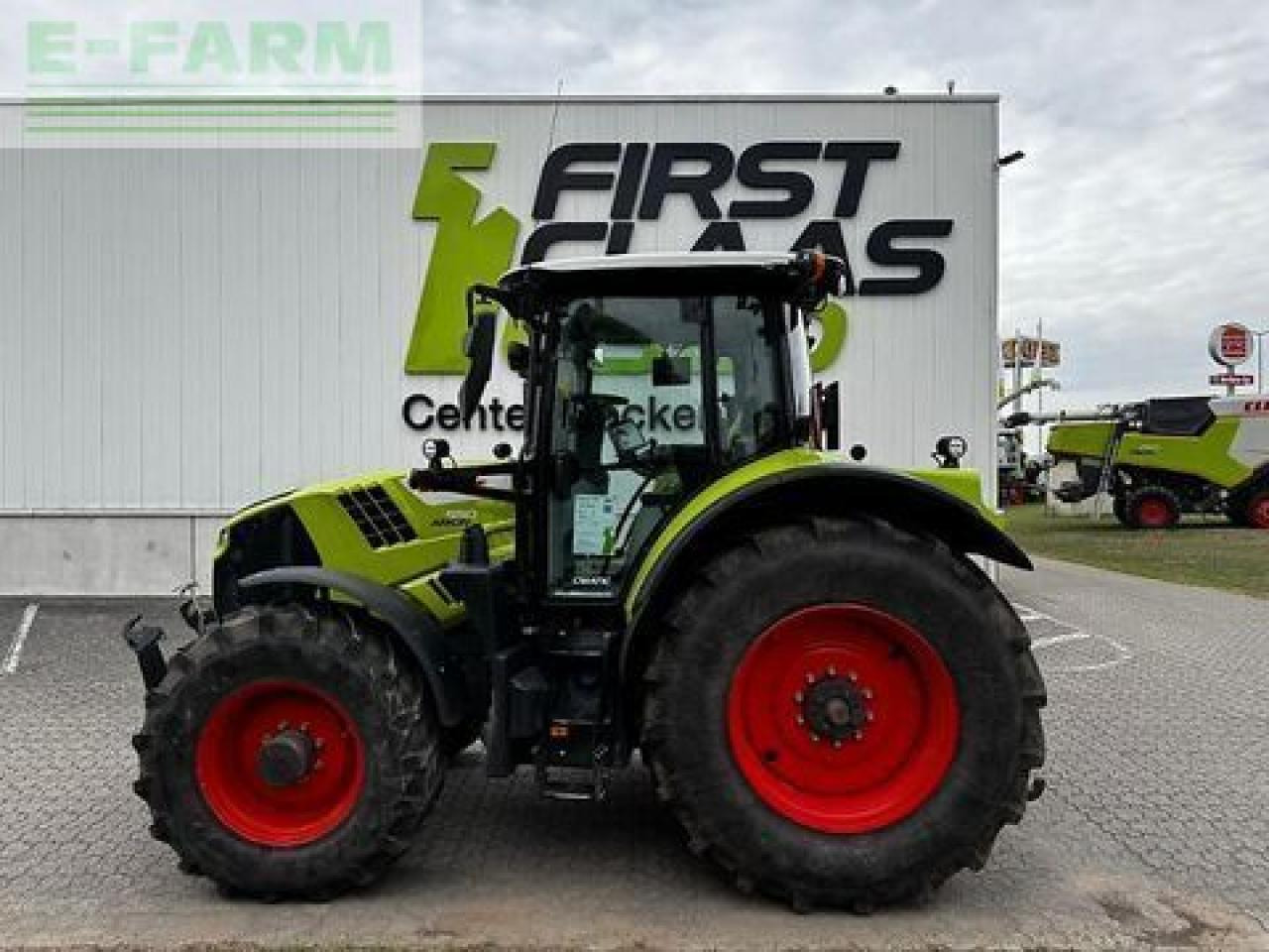 CLAAS arion 550 cmatic CMATIC - Tractor: foto 2 CLAAS arion 550 cmatic CMATIC - Tractor: foto 2