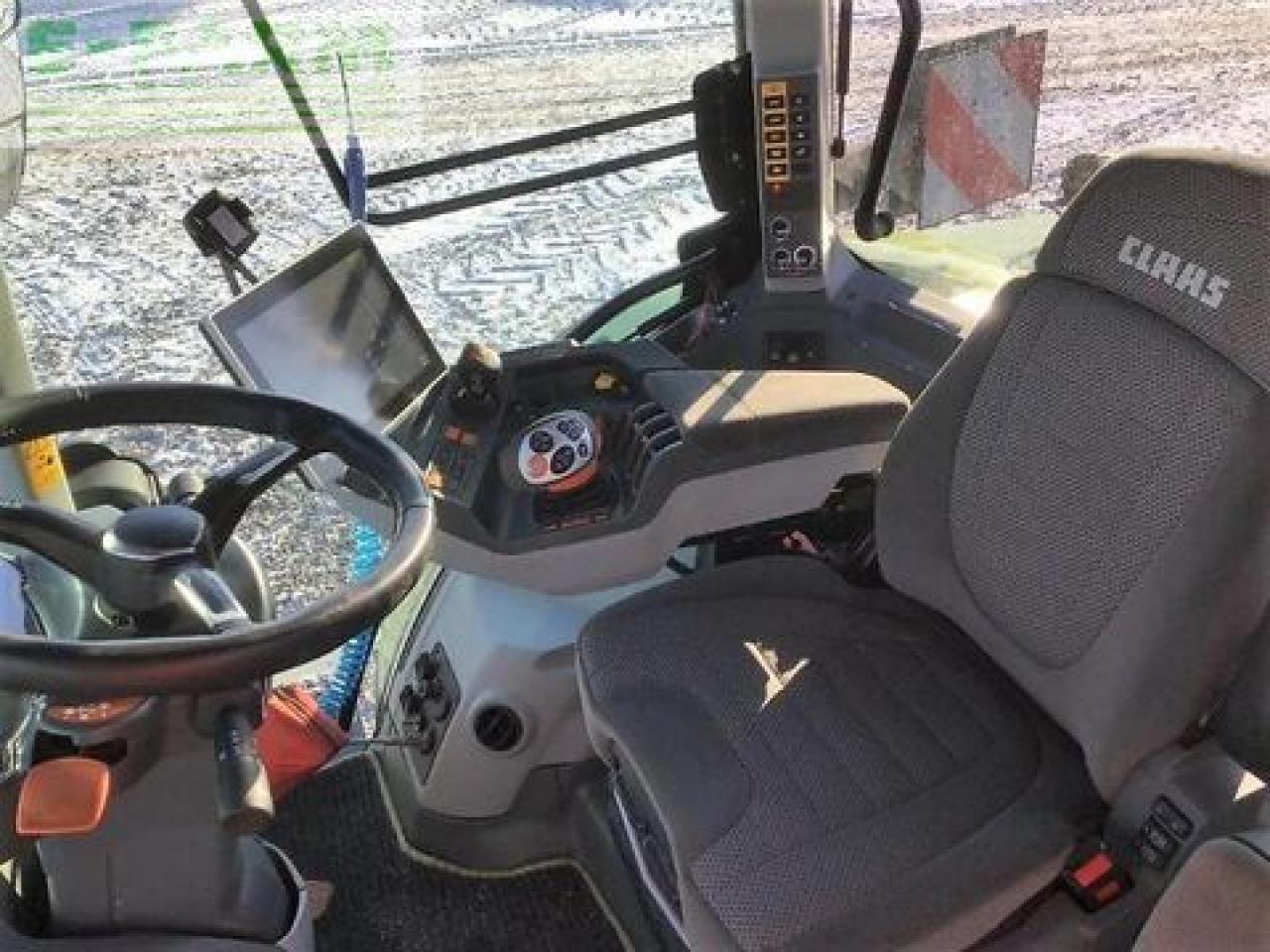 CLAAS arion 550 cmatic CMATIC - Tractor: foto 1 CLAAS arion 550 cmatic CMATIC - Tractor: foto 1