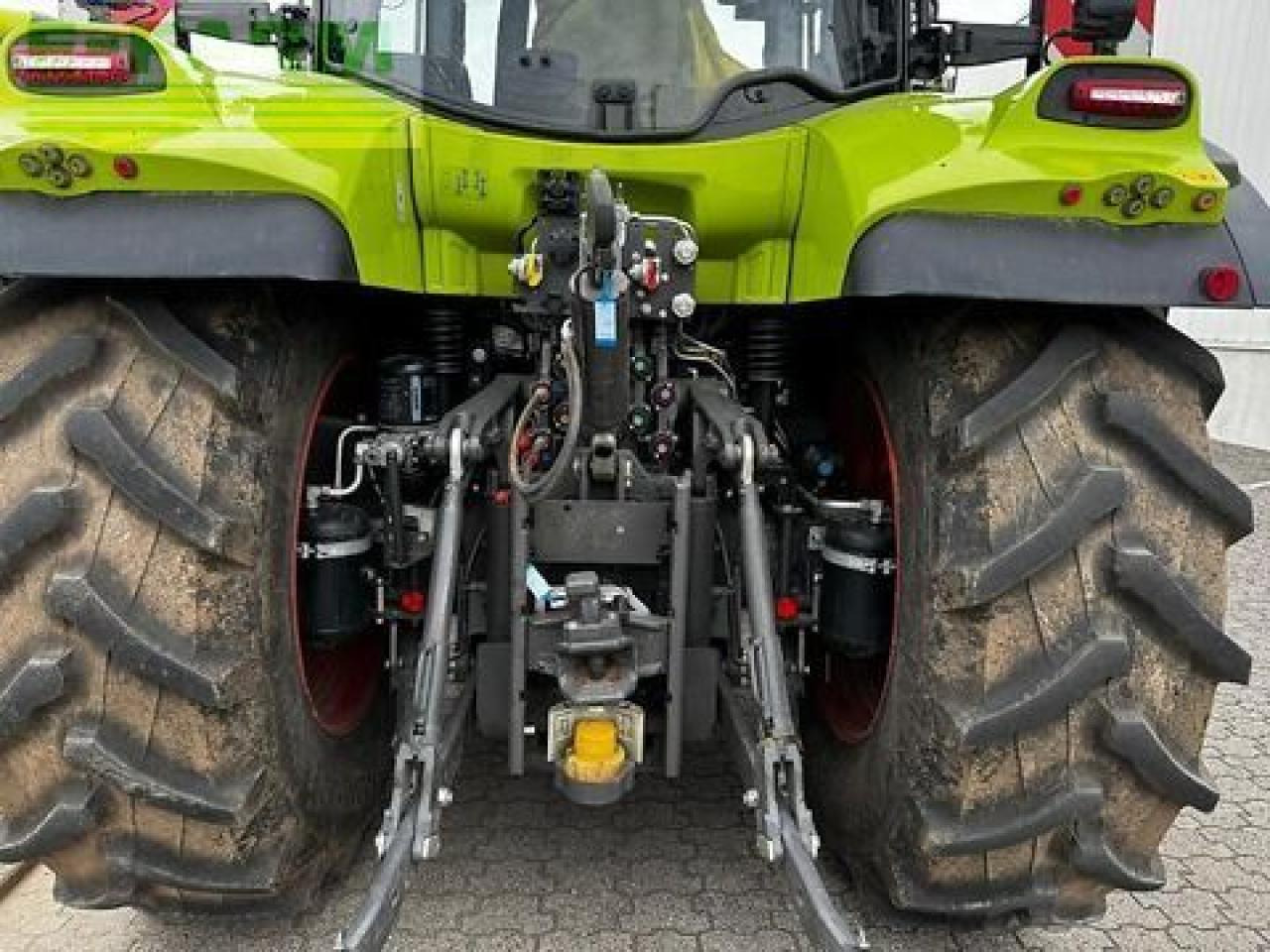 CLAAS arion 550 cmatic CMATIC - Tractor: foto 5 CLAAS arion 550 cmatic CMATIC - Tractor: foto 5