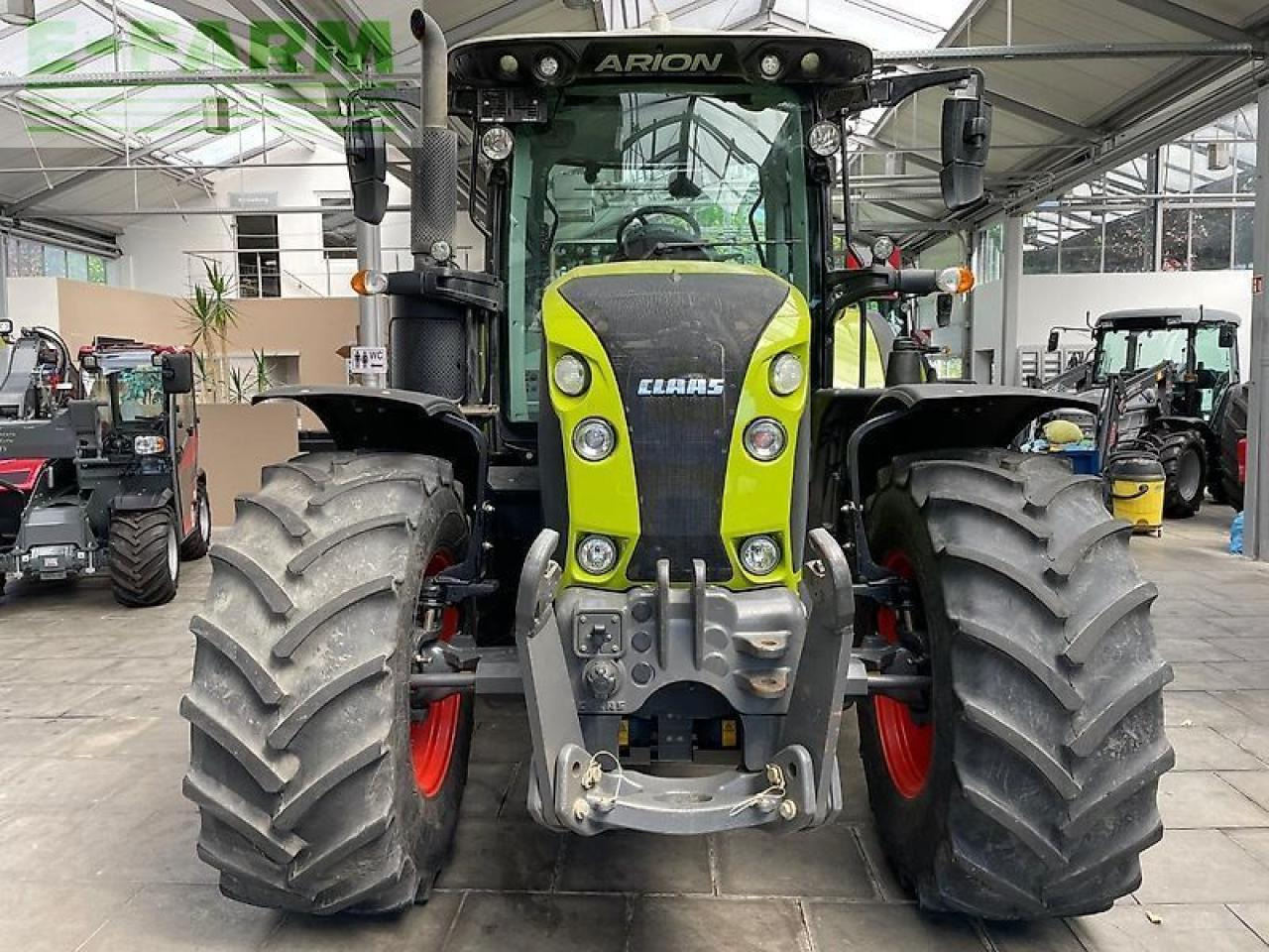 CLAAS arion 550 hexashift cis HEXASHIFT CIS - Tractor: foto 5 CLAAS arion 550 hexashift cis HEXASHIFT CIS - Tractor: foto 5