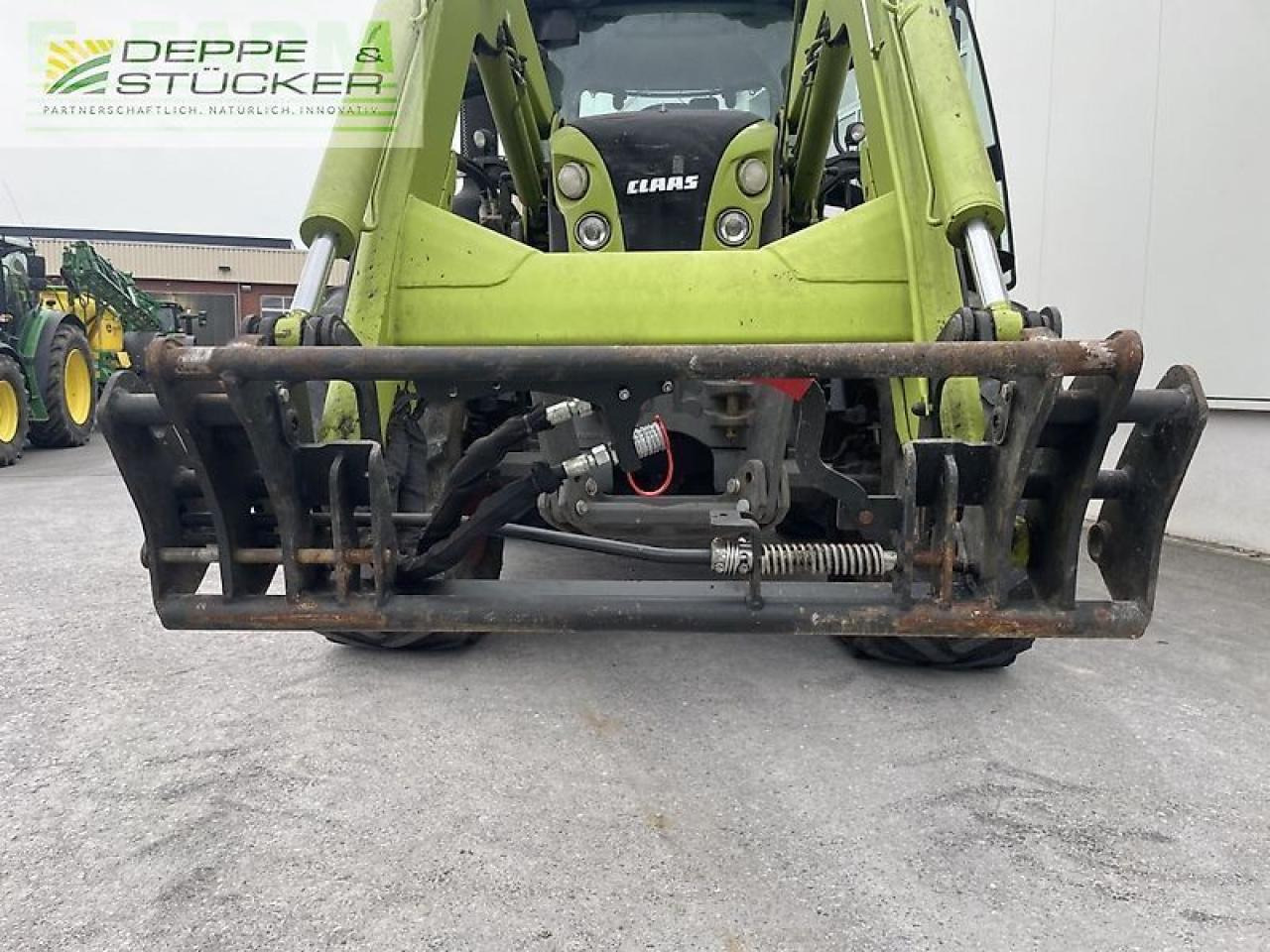 CLAAS arion 610 cis CIS - Tractor: foto 2 CLAAS arion 610 cis CIS - Tractor: foto 2