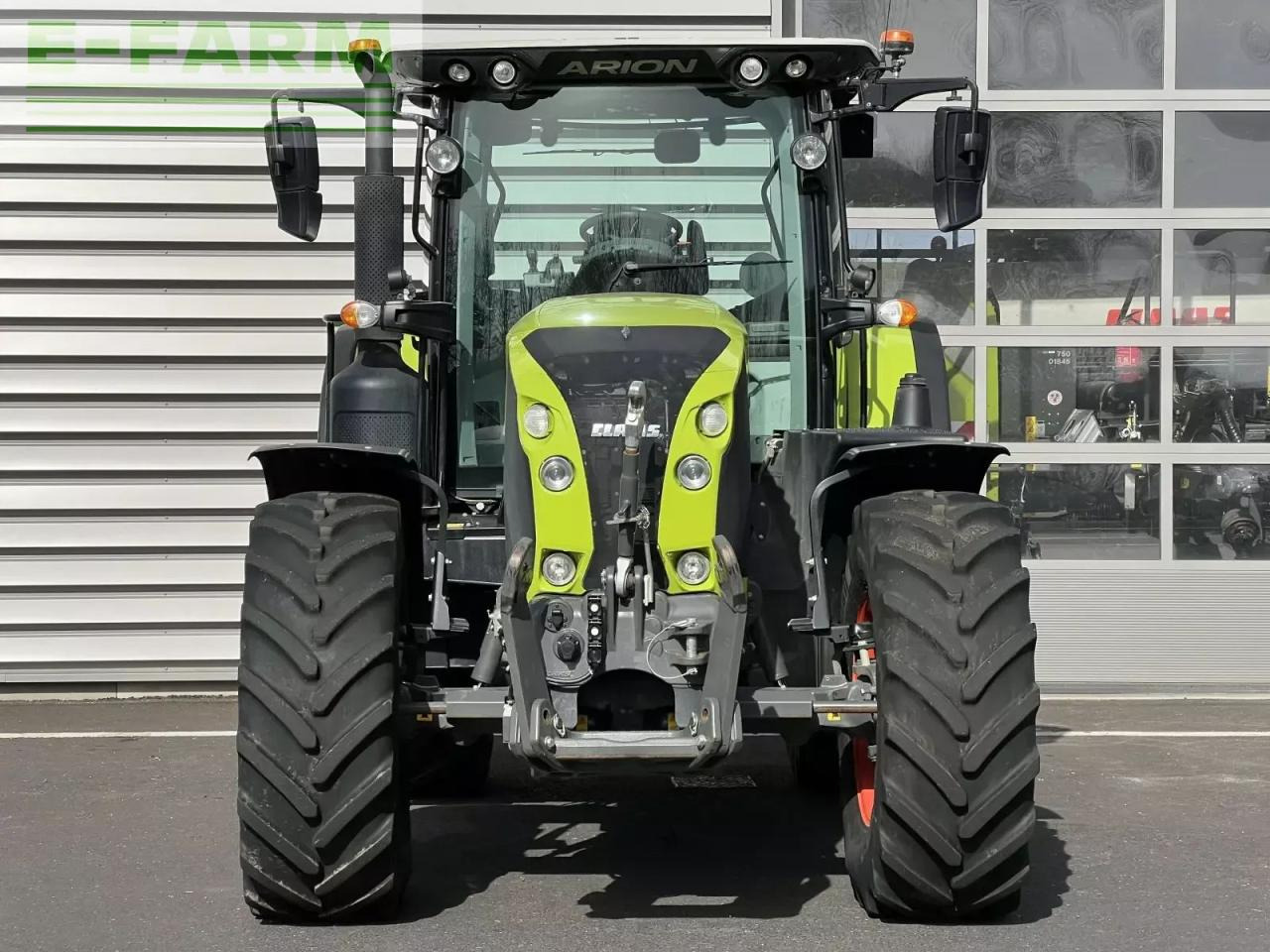 CLAAS arion 610 - stage v concept - Tractor: foto 2 CLAAS arion 610 - stage v concept - Tractor: foto 2