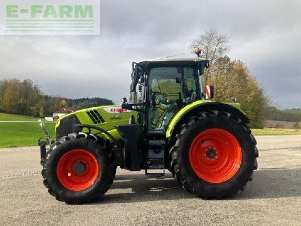 CLAAS arion 630 cebis cmatic CMATIC CEBIS - Tractor: foto 2 CLAAS arion 630 cebis cmatic CMATIC CEBIS - Tractor: foto 2