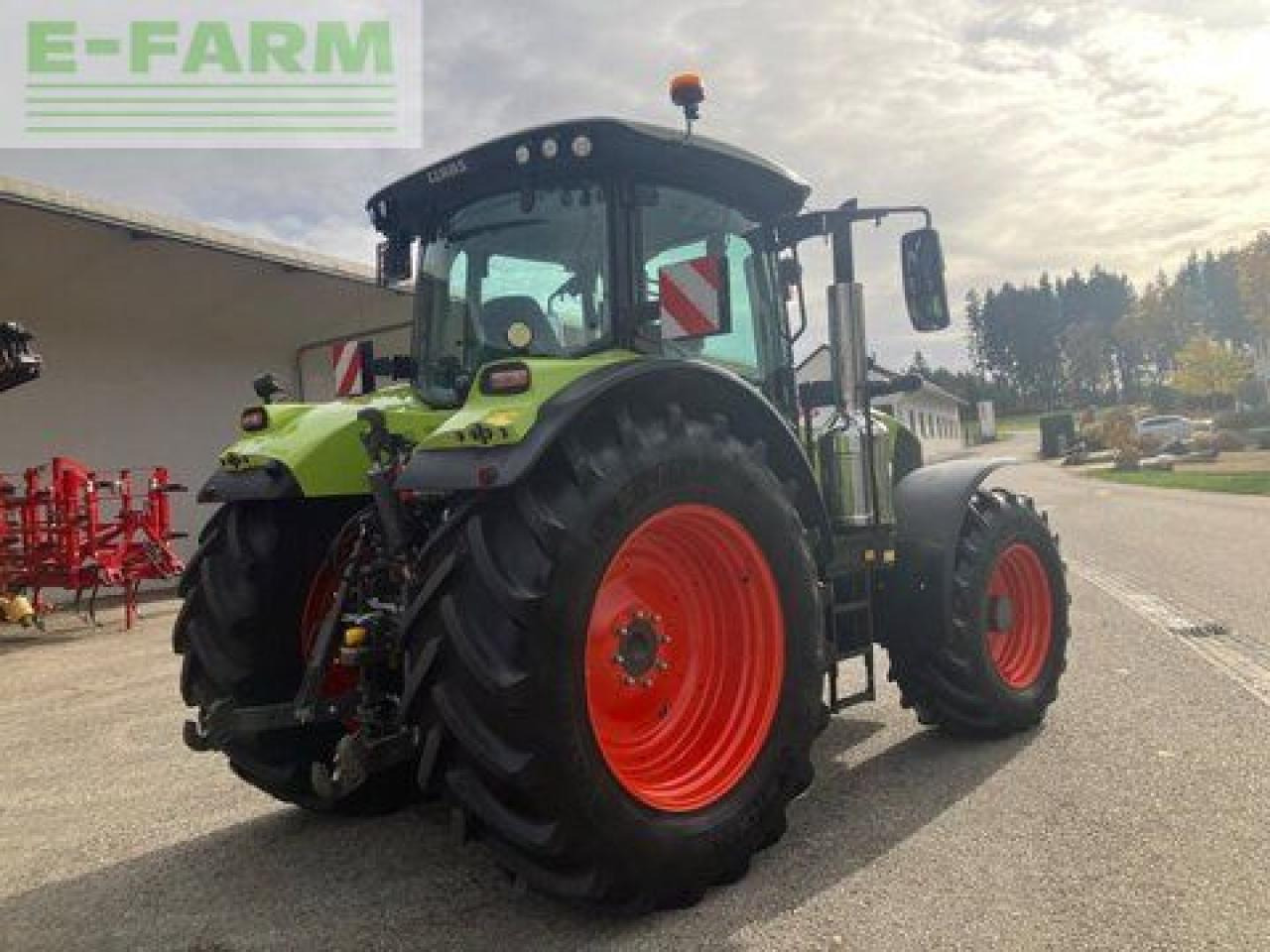 CLAAS arion 630 cebis cmatic CMATIC CEBIS - Tractor: foto 5 CLAAS arion 630 cebis cmatic CMATIC CEBIS - Tractor: foto 5