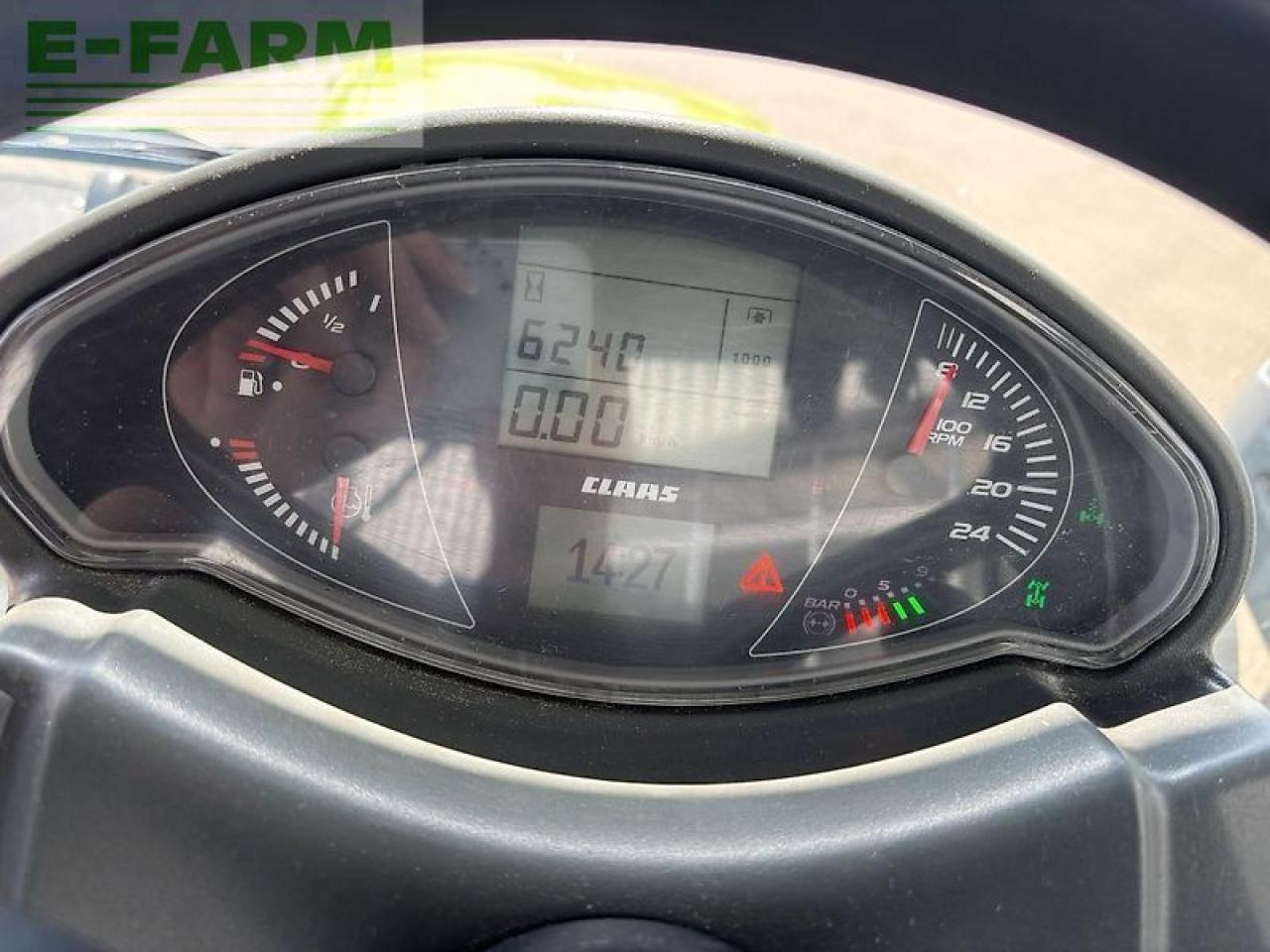 CLAAS arion 650 t3b - Tractor: foto 2 CLAAS arion 650 t3b - Tractor: foto 2