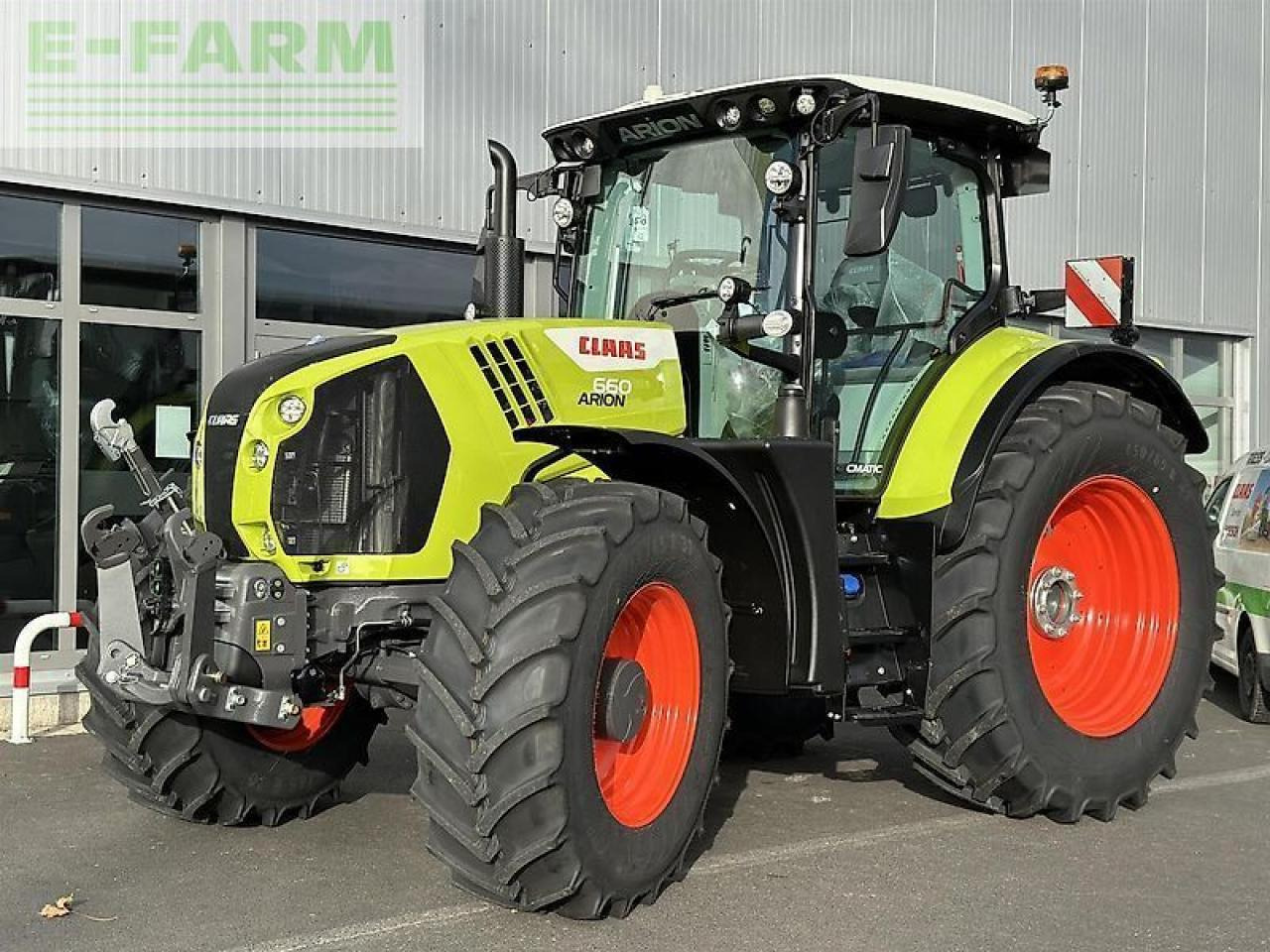 CLAAS arion 660 cebis cmatic CMATIC CEBIS - Tractor: foto 1 CLAAS arion 660 cebis cmatic CMATIC CEBIS - Tractor: foto 1