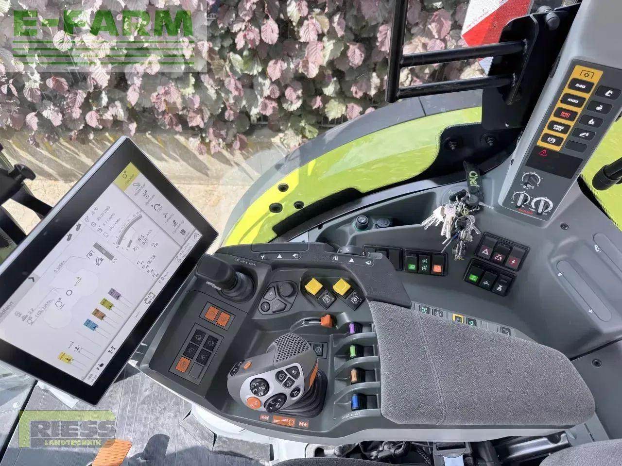 CLAAS arion 660 cebis cmatic a97 CMATIC CEBIS - Tractor: foto 5 CLAAS arion 660 cebis cmatic a97 CMATIC CEBIS - Tractor: foto 5