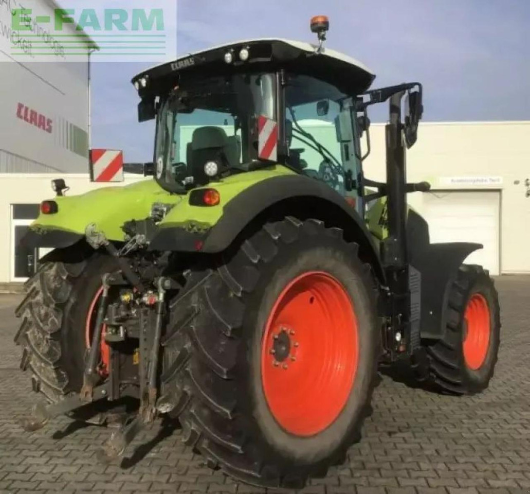 CLAAS axion 810 - Tractor: foto 3 CLAAS axion 810 - Tractor: foto 3