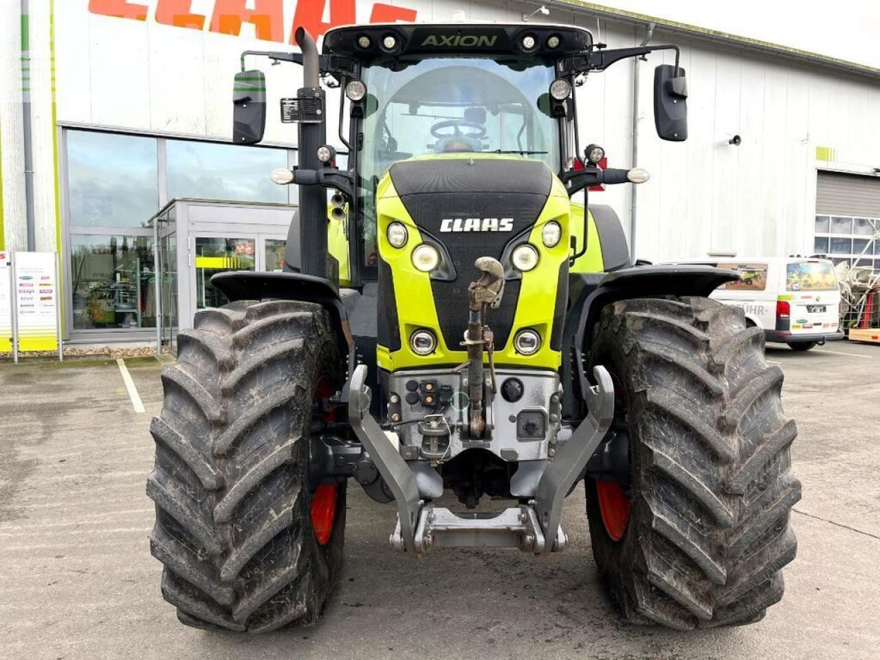 CLAAS axion 810 cmatic cebis CMATIC CEBIS - Tractor: foto 2 CLAAS axion 810 cmatic cebis CMATIC CEBIS - Tractor: foto 2