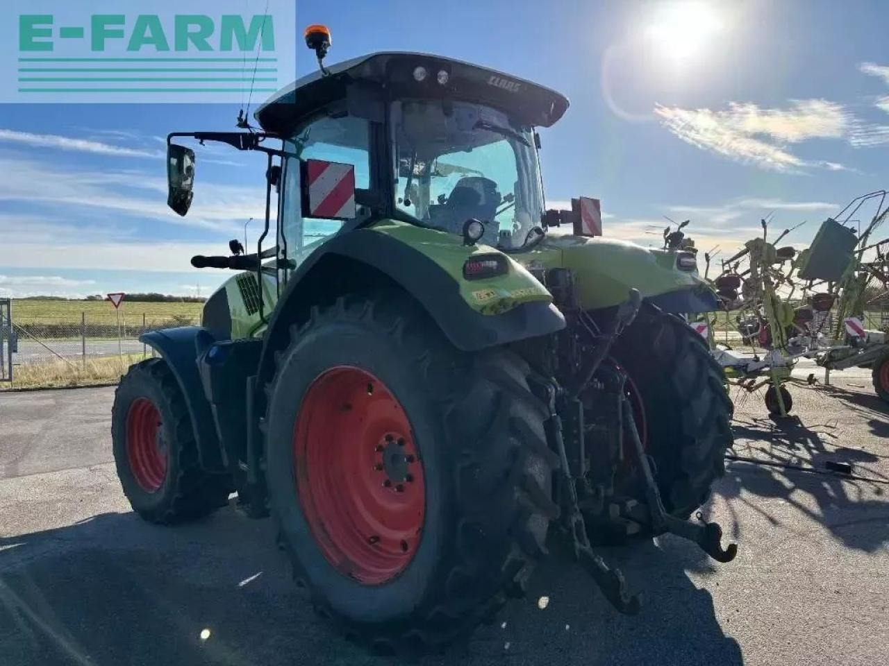 CLAAS axion 830 cebis - Tractor: foto 5 CLAAS axion 830 cebis - Tractor: foto 5