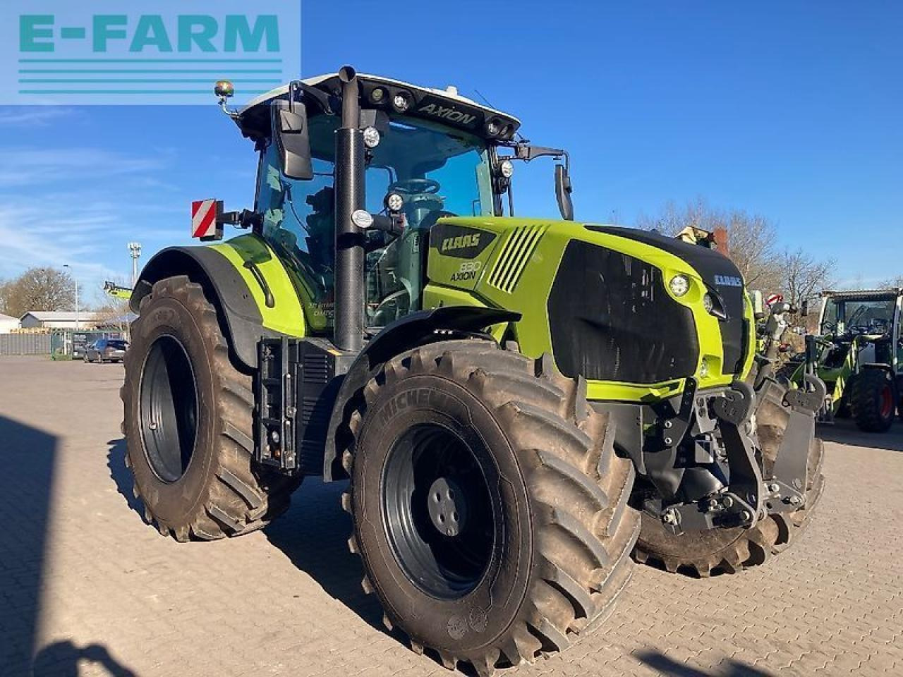 CLAAS axion 830 cmatic - Tractor: foto 4 CLAAS axion 830 cmatic - Tractor: foto 4