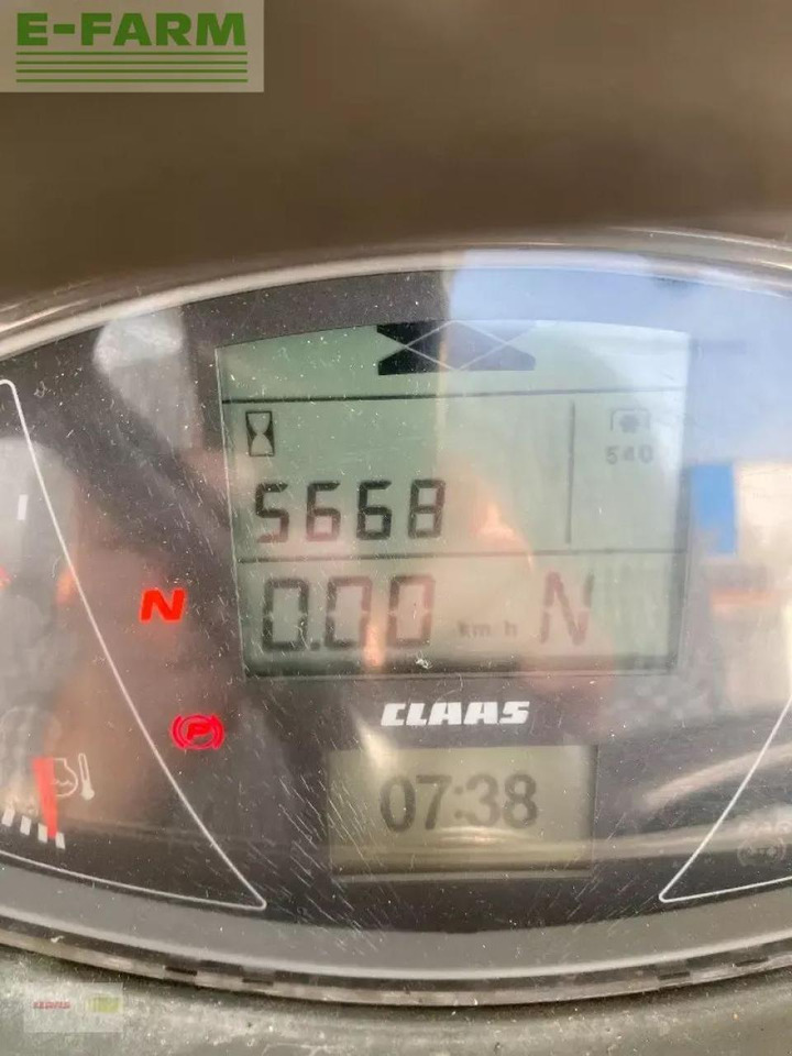 CLAAS axion 830 cmatic CMATIC - Tractor: foto 2 CLAAS axion 830 cmatic CMATIC - Tractor: foto 2