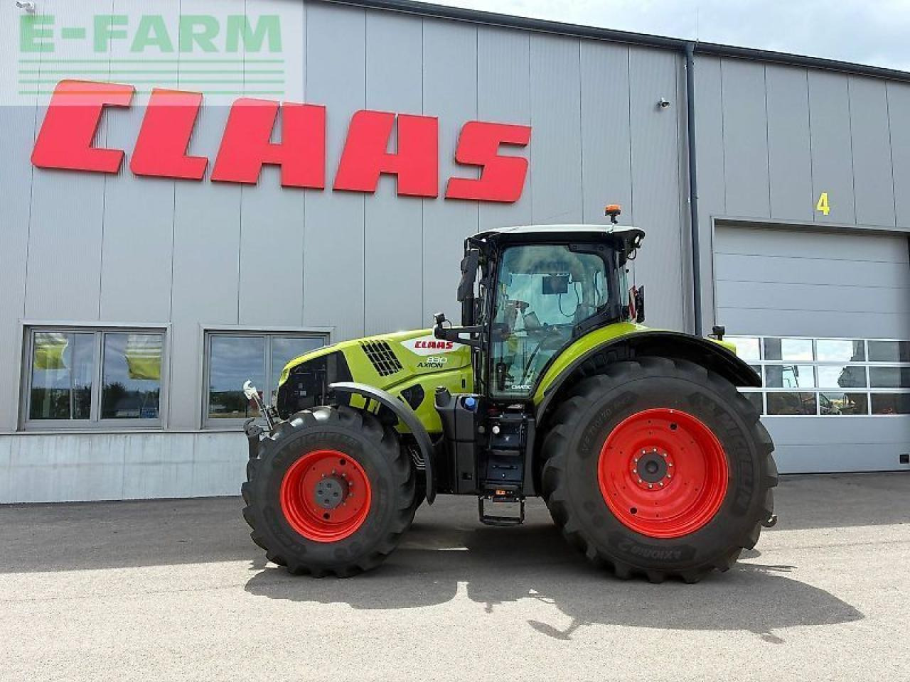 CLAAS axion 830 cmatic cebis CMATIC CEBIS - Tractor: foto 1 CLAAS axion 830 cmatic cebis CMATIC CEBIS - Tractor: foto 1