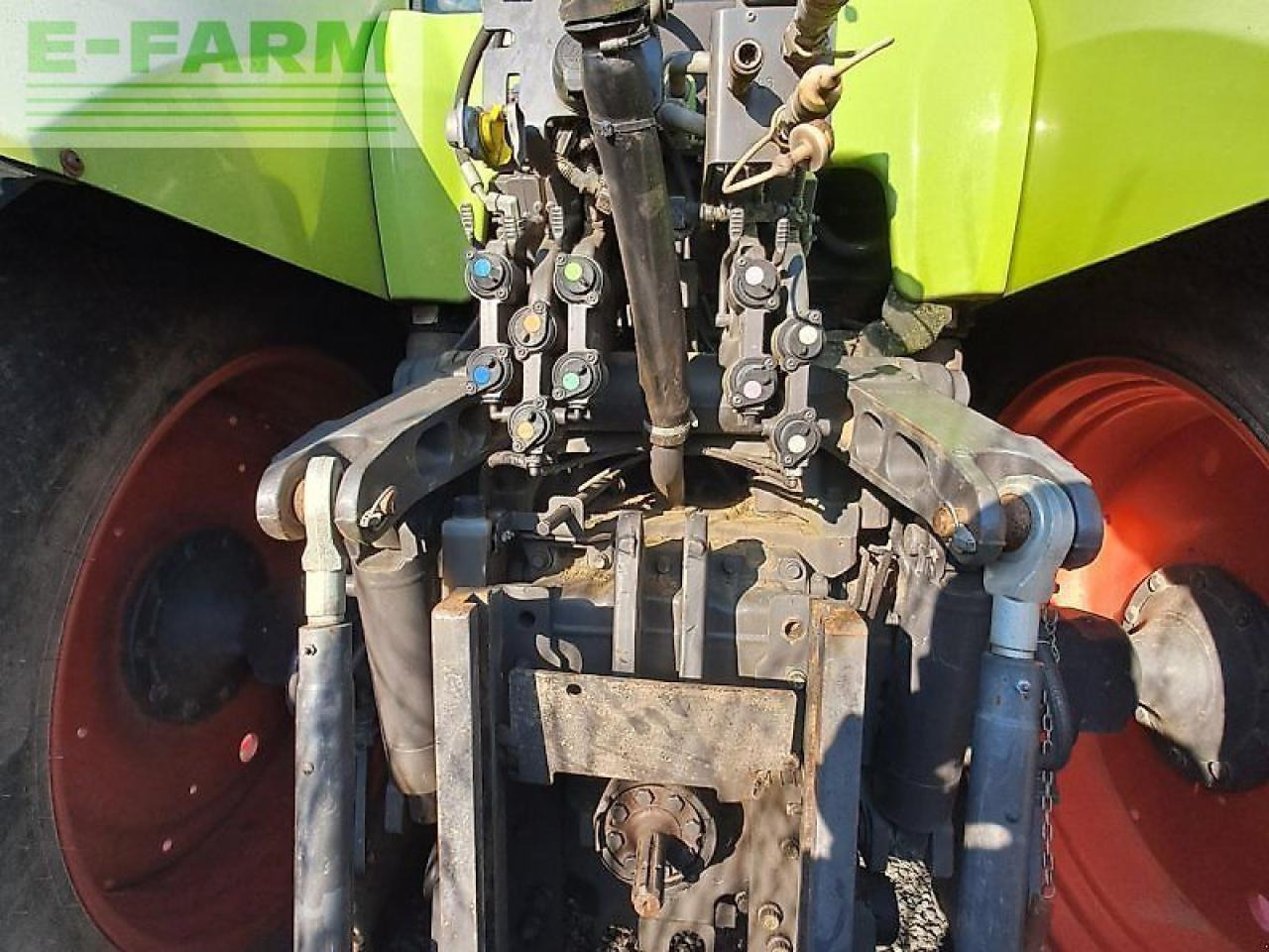 CLAAS axion 840 c-matic CMATIC - Tractor: foto 5 CLAAS axion 840 c-matic CMATIC - Tractor: foto 5