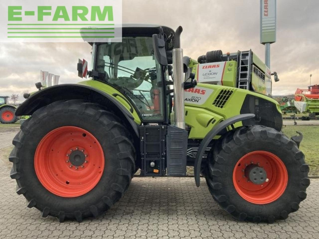 CLAAS axion 870 cmatic cebis CMATIC CEBIS - Tractor: foto 4 CLAAS axion 870 cmatic cebis CMATIC CEBIS - Tractor: foto 4