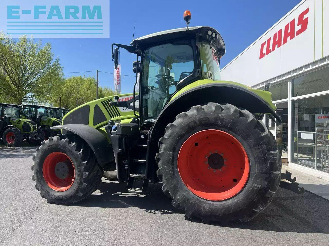 CLAAS axion 920 - Tractor: foto 4 CLAAS axion 920 - Tractor: foto 4